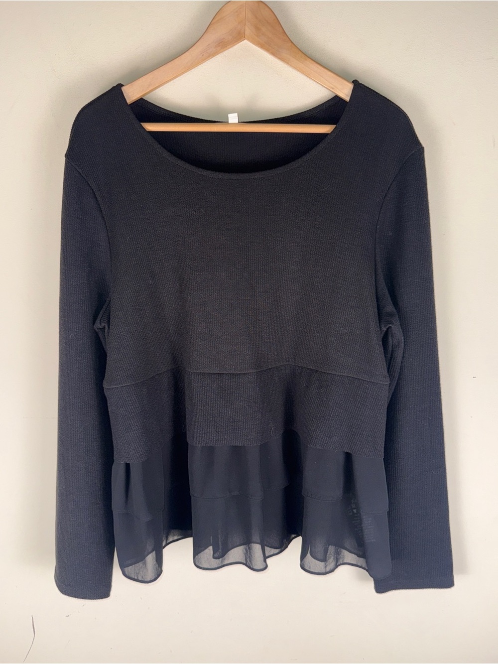 Anthropologie Eri + Ali Black Long Sleeve Tiered Hem Ribbed‎ Soft Shirt Size XL